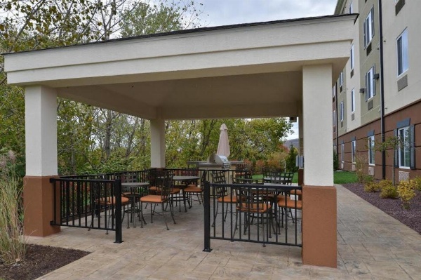 Candlewood Suites Sayre image 10