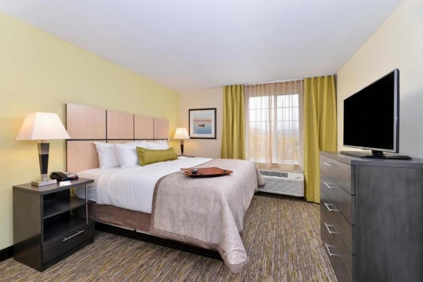 Candlewood Suites Sayre image 16