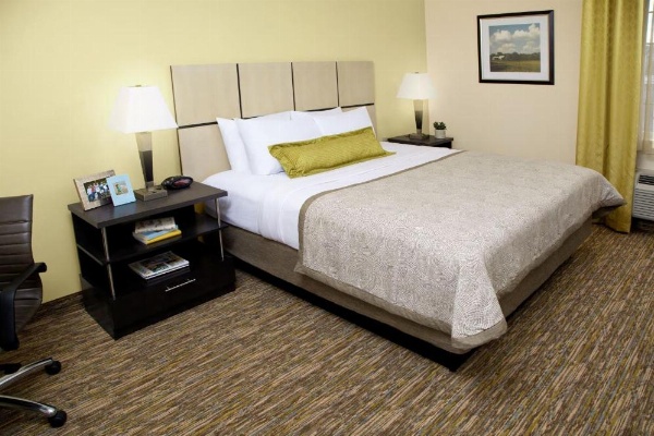 Candlewood Suites Sayre image 17